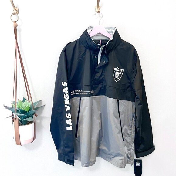 NWT Men's Las Vegas Raiders Tommy Hilfiger Black/Gray Anorak Hoodie Quarter-Zip - Picture 2 of 8